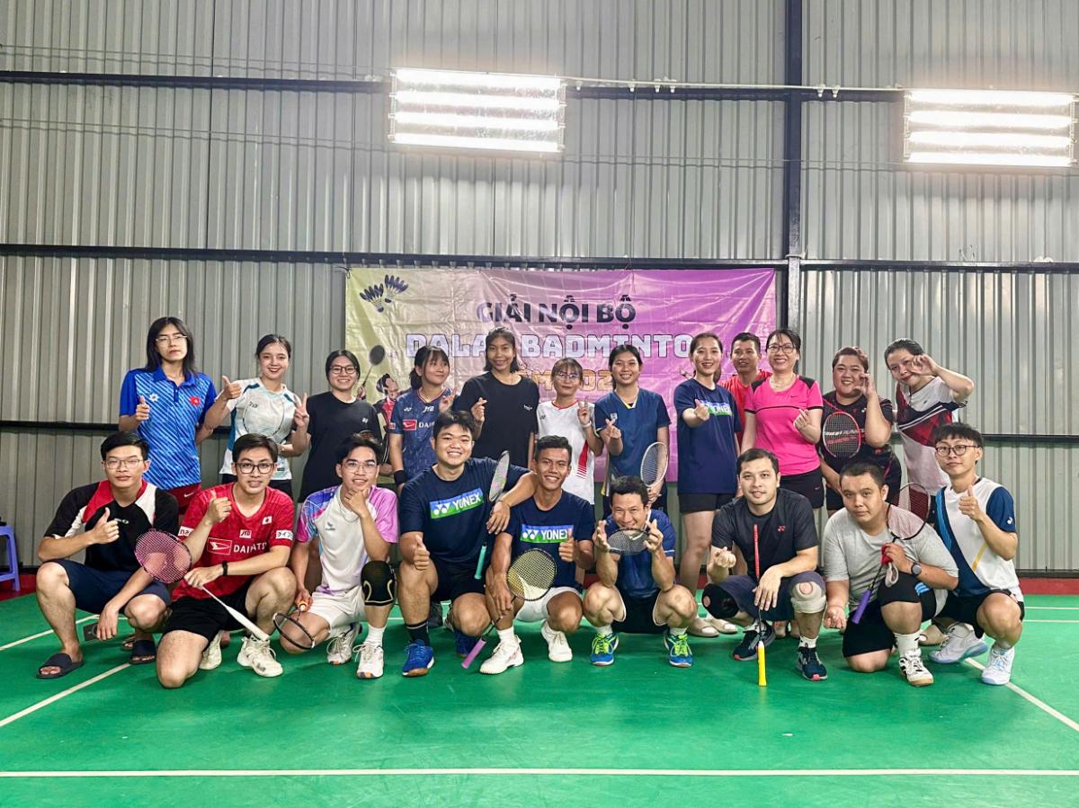 DALAS BADMINTON