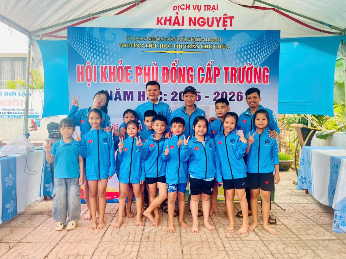 CLB BƠI- LẶN PHÚ NGÂN