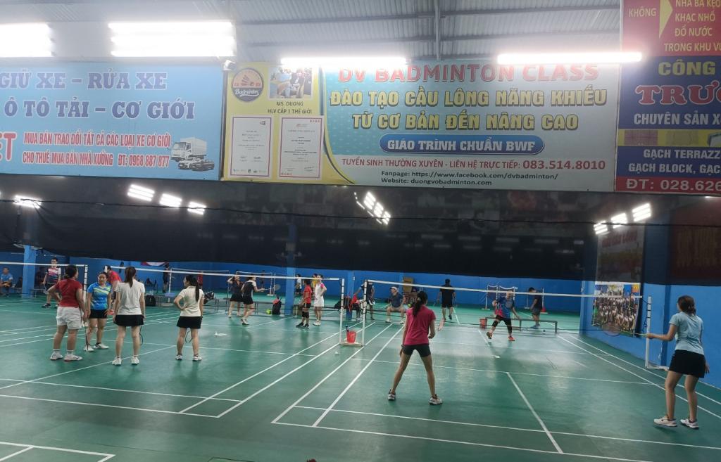 Mega Badminton Club