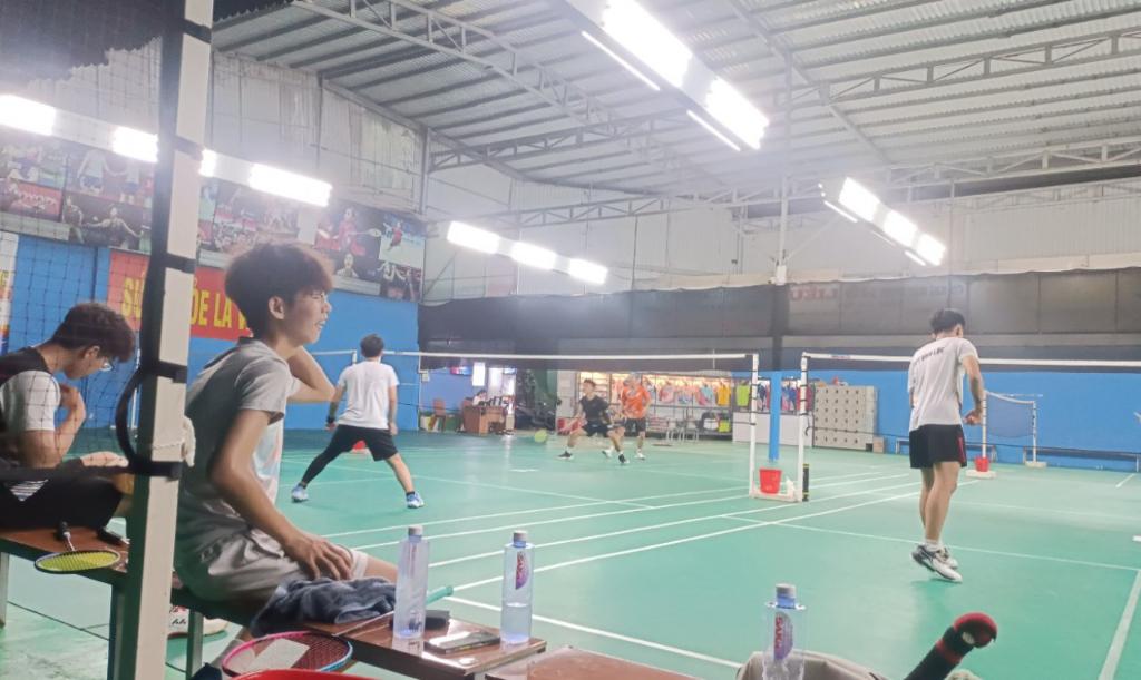 Mega Badminton Club