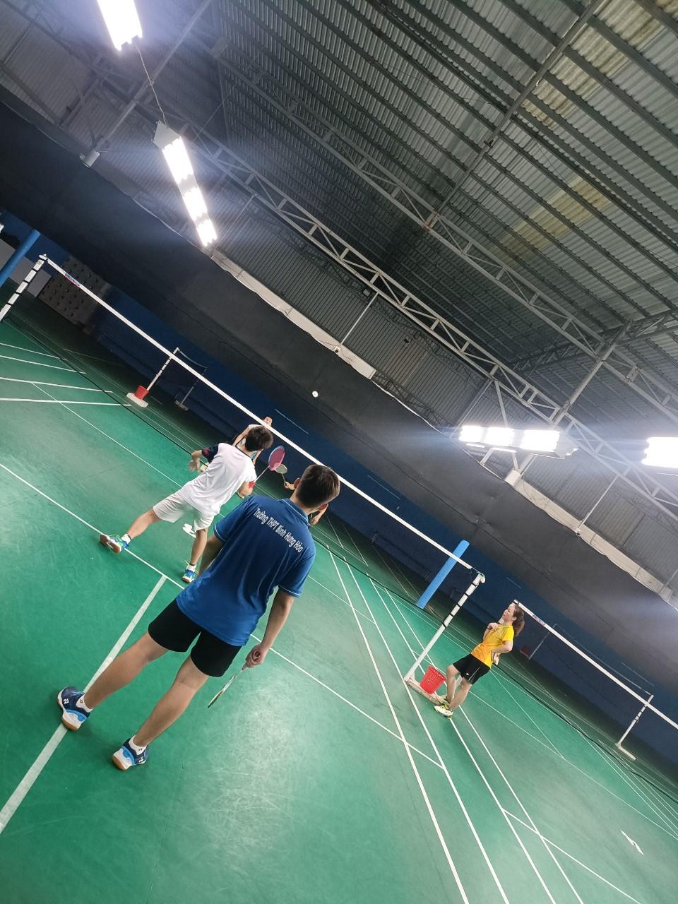 Mega Badminton Club
