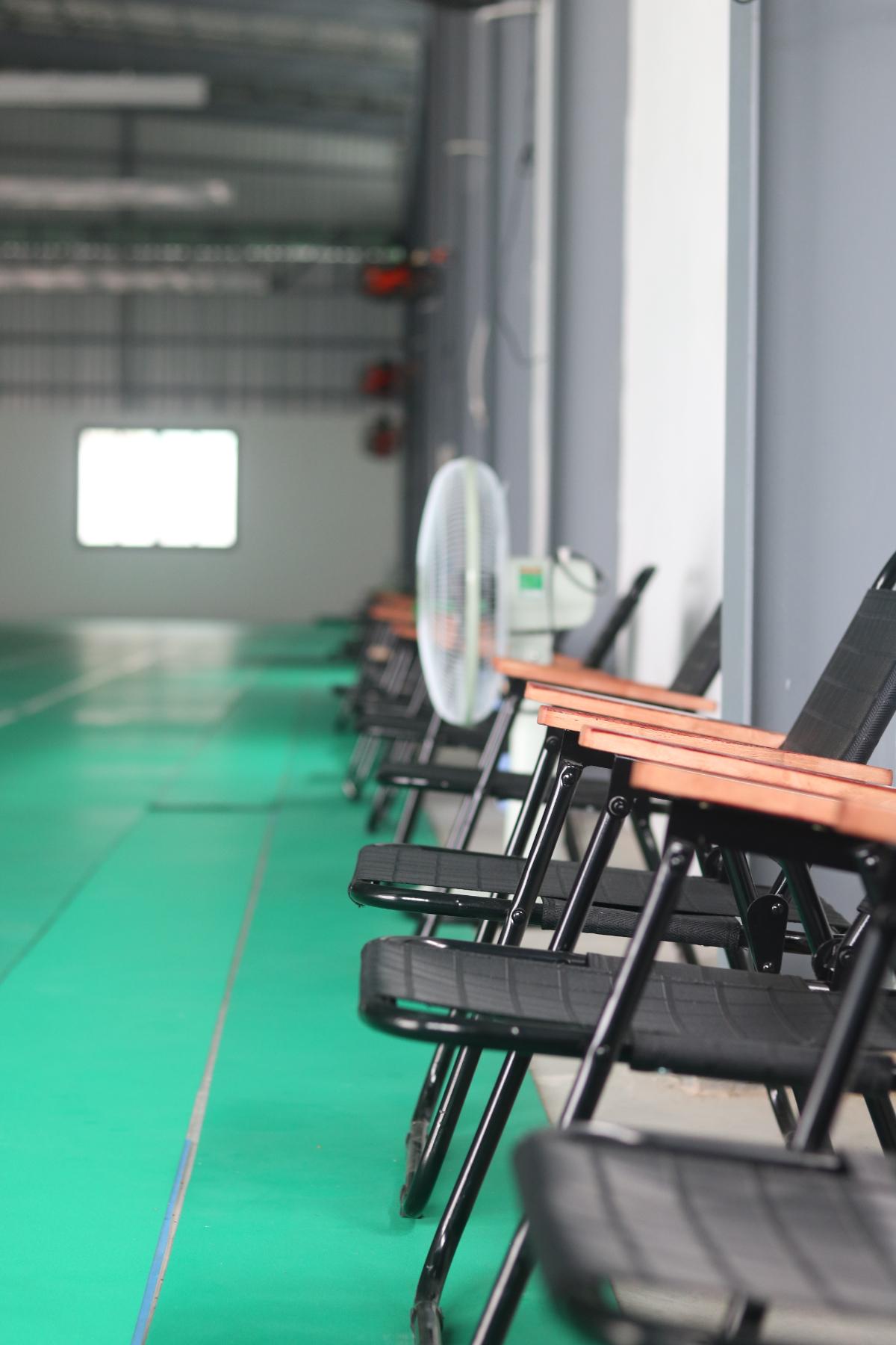 Bình luận của lê chí công