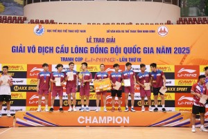 Đồng đội nam TPHCM bảo vệ danh hiệu trước Hà Nội ở giải Vô địch Cầu lông Đồng đội Quốc gia năm 2025 Đồng đội nam TPHCM bảo vệ danh hiệu trước Hà Nội ở giải Vô địch Cầu lông Đồng đội Quốc gia năm 2025