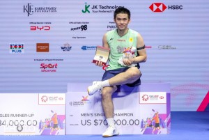Kunlavut Vitidsarn trở thành tay vợt cầu lông đơn nam số 1 thế giới đầu tiên người Thái Lan Kunlavut Vitidsarn trở thành tay vợt cầu lông đơn nam số 1 thế giới đầu tiên người Thái Lan