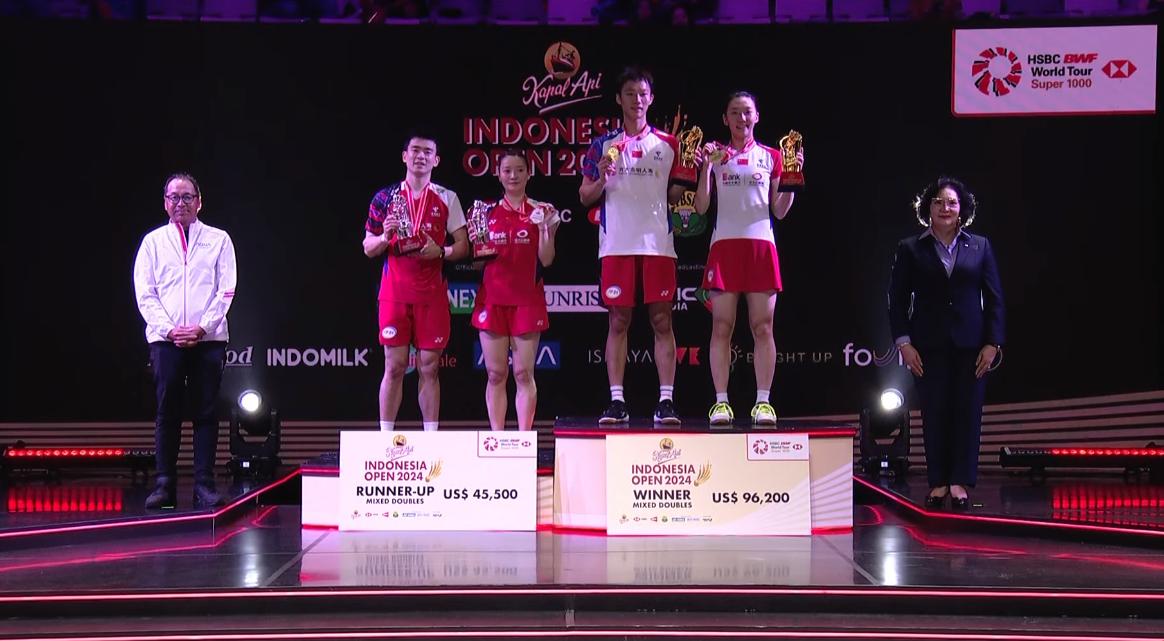Các nhà vô địch giải KAPAL API Indonesia Open 2024 - cấp độ super 1000 Các nhà vô địch giải KAPAL API Indonesia Open 2024 - cấp độ super 1000