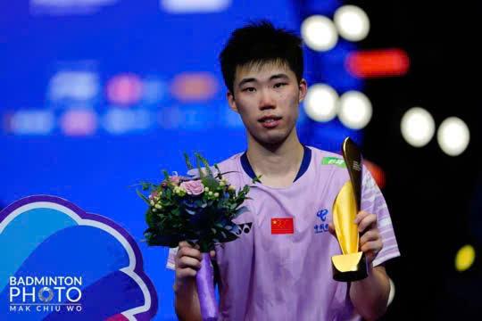 cac-nha-vo-dich-tai-giai-cau-long-lining-china-masters-2025-cap-do-super-750