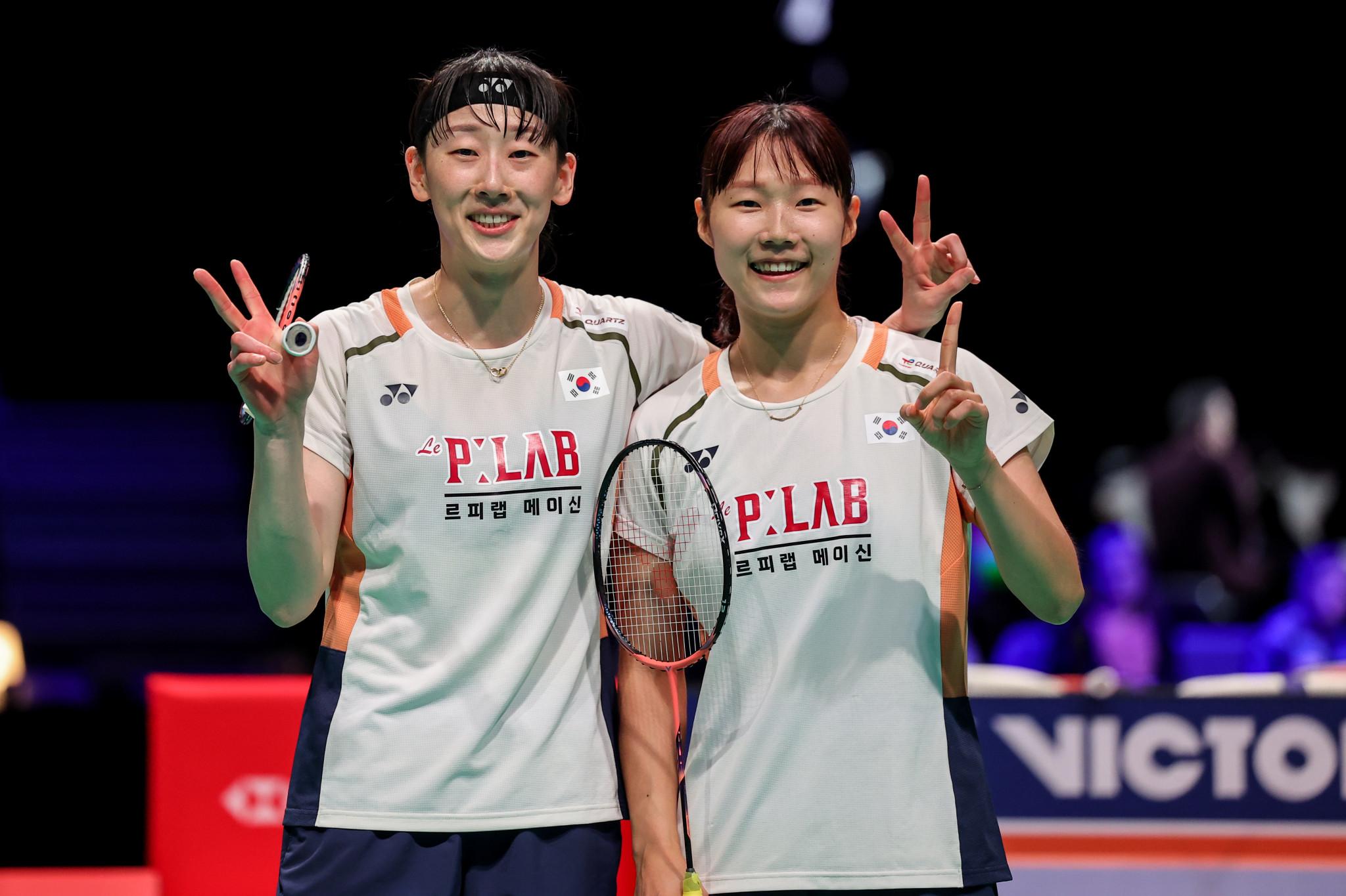 Đôi nữ Baek Ha Na/Lee So Hee gây sốc: Đánh bại hạt giống số 1 để vào chung kết cầu lông World Tour Finals