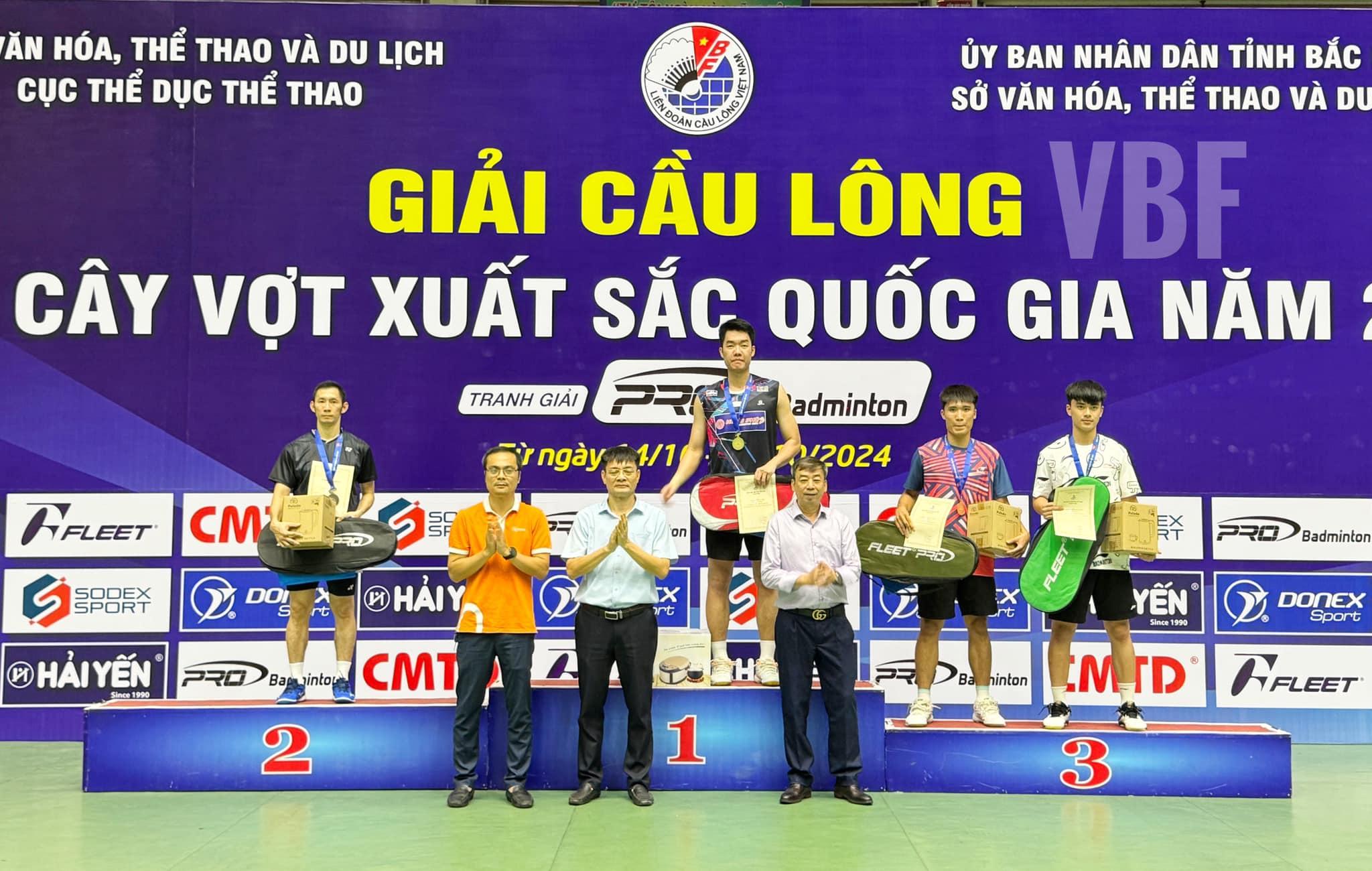Lê Đức Phát thắng Nguyễn Tiến Minh ở chung kết đơn nam Giải cầu lông các cây vợt xuất sắc quốc gia năm 2024 Lê Đức Phát thắng Nguyễn Tiến Minh ở chung kết đơn nam Giải cầu lông các cây vợt xuất sắc quốc gia năm 2024