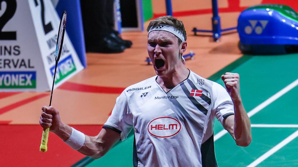 Số 1 cầu lông thế giới Viktor Axelsen có danh hiệu đầu tiên trong năm 2024 khi vô địch Malaysia Masters 2024 Số 1 cầu lông thế giới Viktor Axelsen có danh hiệu đầu tiên trong năm 2024 khi vô địch Malaysia Masters 2024