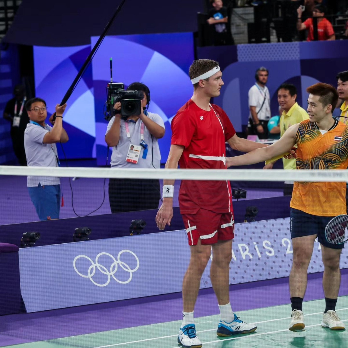 Thất bại trước Axelsen, thần đồng cầu lông Thái Lan giành HCB Olympic 2024 Thất bại trước Axelsen, thần đồng cầu lông Thái Lan giành HCB Olympic 2024