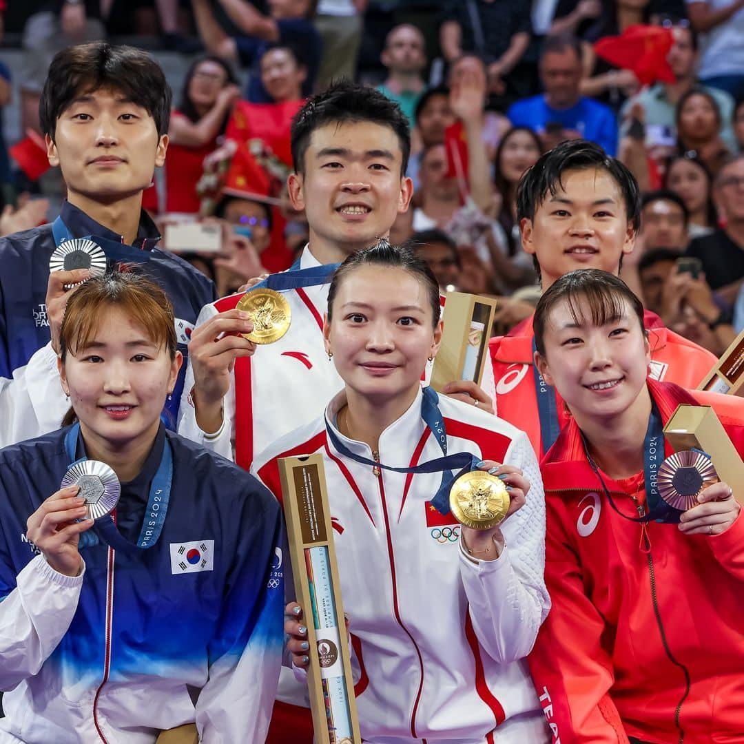 Tuyển cầu lông Trung Quốc có HCV Olympic Paris đầu tiên ở nội dung đôi nam nữ Tuyển cầu lông Trung Quốc có HCV Olympic Paris đầu tiên ở nội dung đôi nam nữ