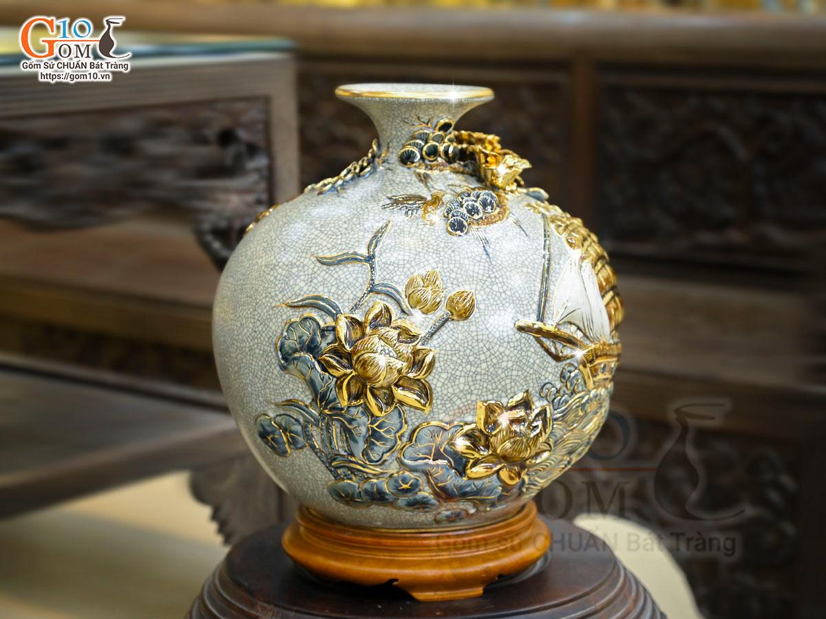 Bình hút lộc men rạn đắp nổi Thuận Buồm Xuôi Gió vẽ vàng 24k, cao 30cm Bình hút lộc men rạn đắp nổi Thuận Buồm Xuôi Gió vẽ vàng 24k, cao 30cm