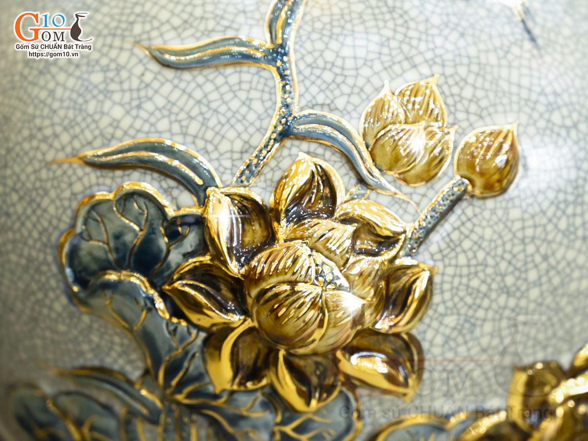 Bình hút lộc men rạn đắp nổi Thuận Buồm Xuôi Gió vẽ vàng 24k, cao 30cm Bình hút lộc men rạn đắp nổi Thuận Buồm Xuôi Gió vẽ vàng 24k, cao 30cm