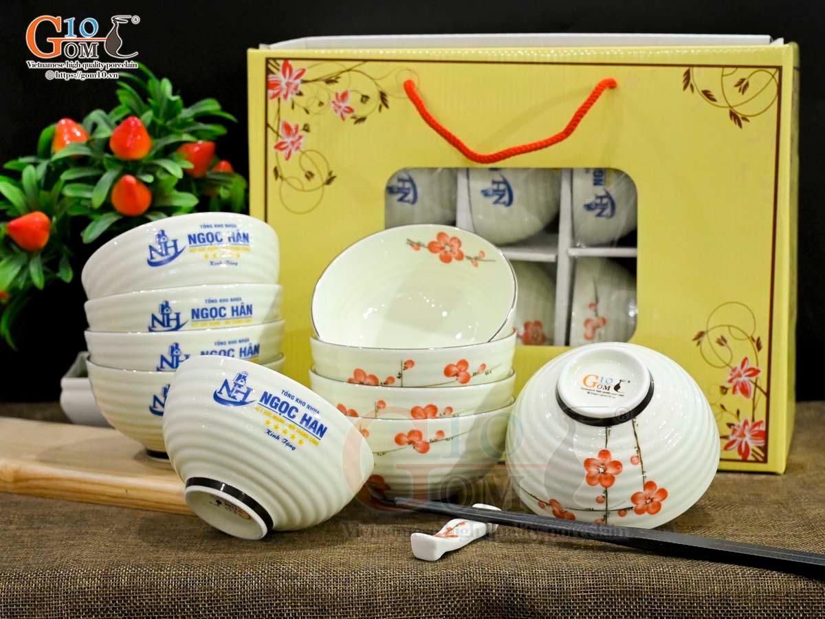 Bộ 10 bát cơm men kem vẽ hoa đào đỏ, in logo Bộ 10 bát cơm men kem vẽ hoa đào đỏ, in logo