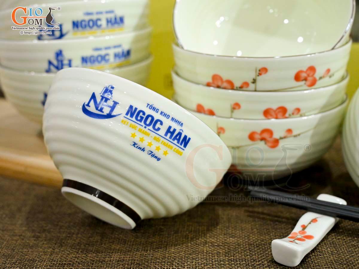 Bộ 10 bát cơm men kem vẽ hoa đào đỏ, in logo Bộ 10 bát cơm men kem vẽ hoa đào đỏ, in logo