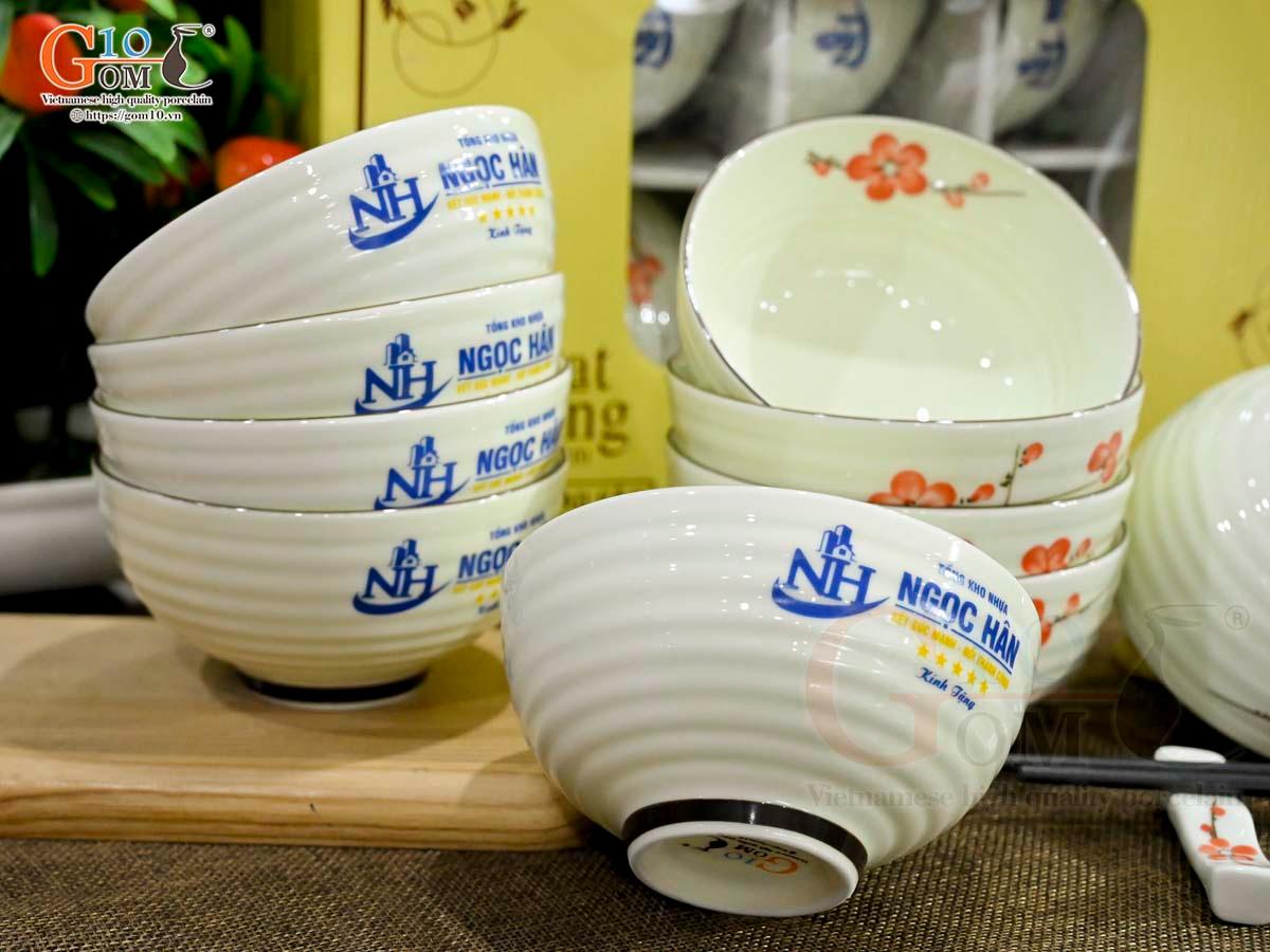 Bộ 10 bát cơm men kem vẽ hoa đào đỏ, in logo Bộ 10 bát cơm men kem vẽ hoa đào đỏ, in logo