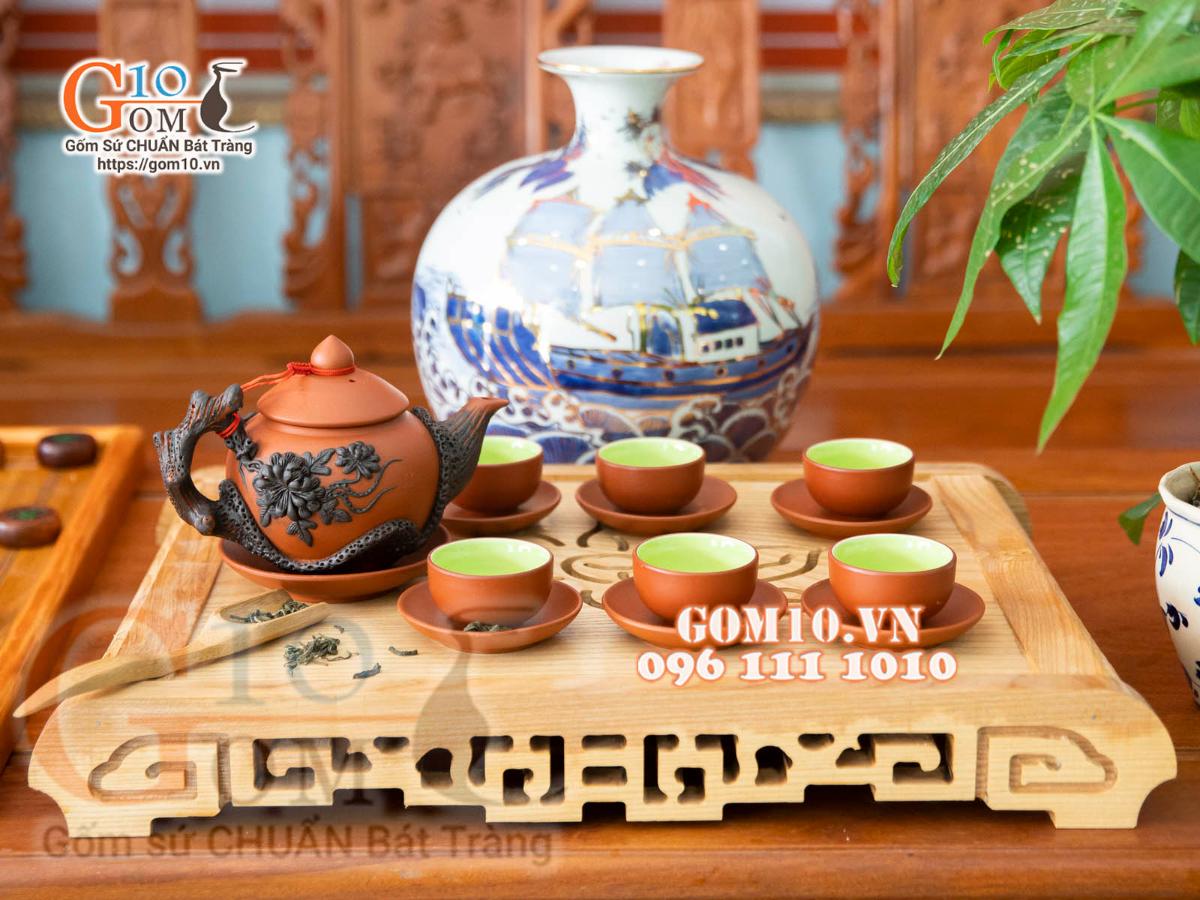 Bộ ấm chén gốm tử sa đắp nổi hoa Phù Dung đen đỏ, 380ml Bộ ấm chén gốm tử sa đắp nổi hoa Phù Dung đen đỏ, 380ml