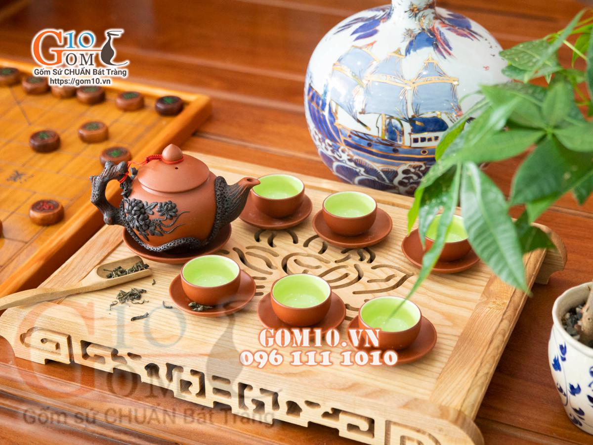 Bộ ấm chén gốm tử sa đắp nổi hoa Phù Dung đen đỏ, 380ml Bộ ấm chén gốm tử sa đắp nổi hoa Phù Dung đen đỏ, 380ml