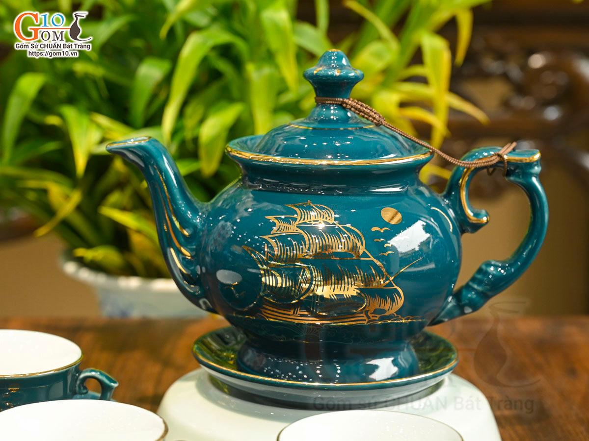 Bộ ấm chén phú quý men màu cảnh Thuận Buồm Xuôi Gió vẽ vàng 24k , 350ml Bộ ấm chén phú quý men màu cảnh Thuận Buồm Xuôi Gió vẽ vàng 24k , 350ml