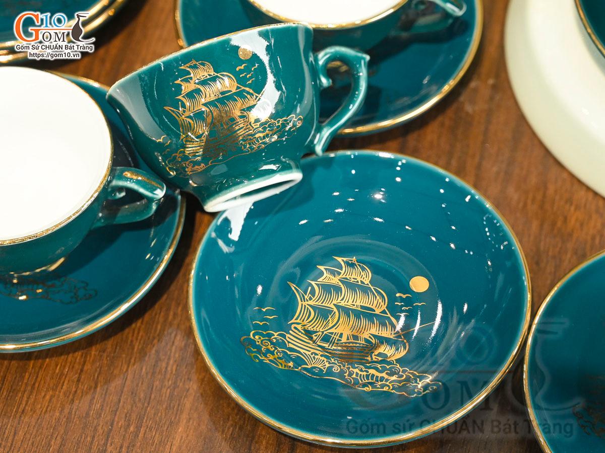 Bộ ấm chén phú quý men màu cảnh Thuận Buồm Xuôi Gió vẽ vàng 24k , 350ml