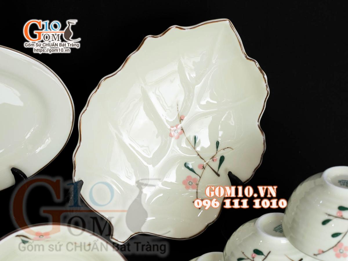 Bộ đồ ăn men kem vẽ hoa Đào phai, chỉ nâu - 22 chi tiết Bộ đồ ăn men kem vẽ hoa Đào phai, chỉ nâu - 22 chi tiết