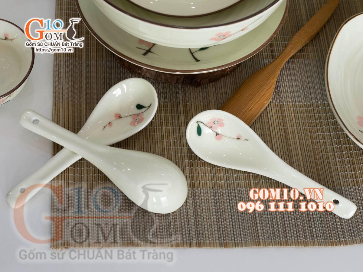 Bộ đồ ăn men kem vẽ hoa Đào phai, chỉ nâu - 22 chi tiết