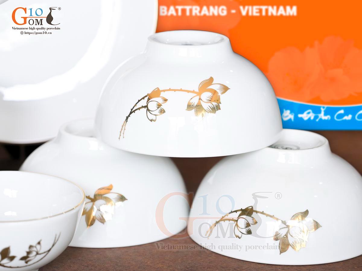 Bộ đồ ăn men trắng hoa Sen kẻ viền vàng 24k, 11 chi tiết Bộ đồ ăn men trắng hoa Sen kẻ viền vàng 24k, 11 chi tiết