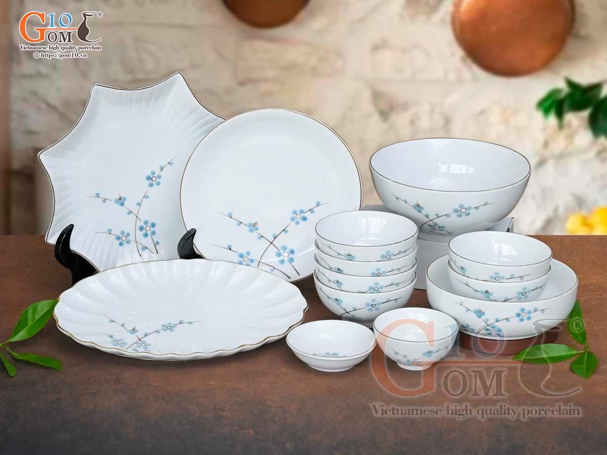 Bộ đồ ăn men trắng vẽ hoa Đào xanh, 13 chi tiết Bộ đồ ăn men trắng vẽ hoa Đào xanh, 13 chi tiết