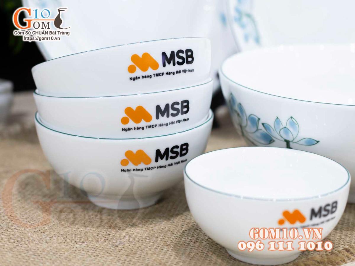 Bộ đồ ăn quà tặng men trắng vẽ sen xanh, in logo Bộ đồ ăn quà tặng men trắng vẽ sen xanh, in logo