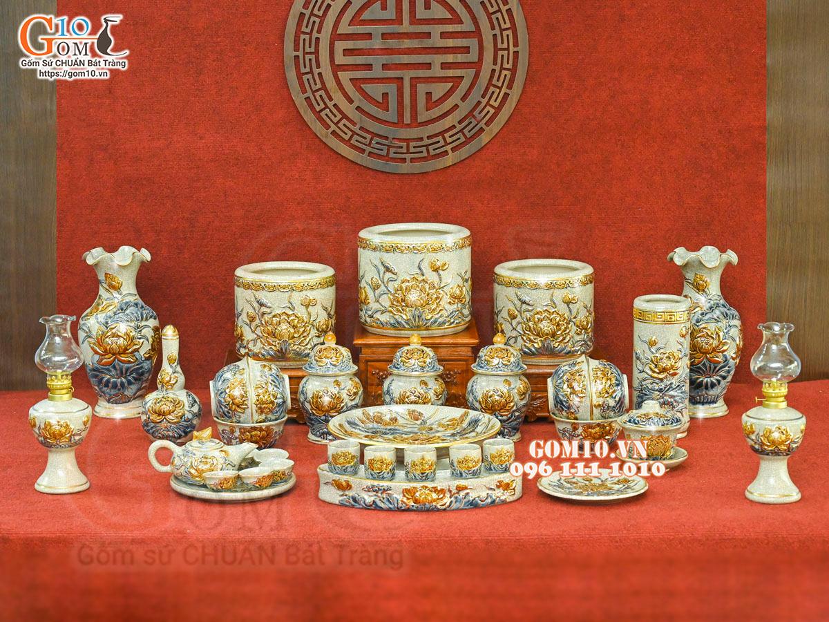 Bộ đồ thờ men rạn đắp nổi Sen Cát Tường vẽ vàng 24k Bộ đồ thờ men rạn đắp nổi Sen Cát Tường vẽ vàng 24k