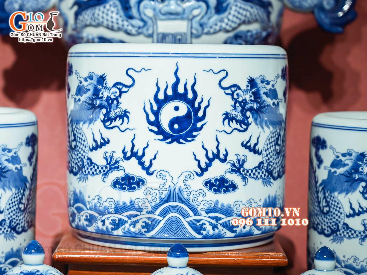 Bộ đồ thờ Như Ý Cát Tường men lam cổ cao cấp 05, cả đỉnh hạc Bộ đồ thờ Như Ý Cát Tường men lam cổ cao cấp 05, cả đỉnh hạc