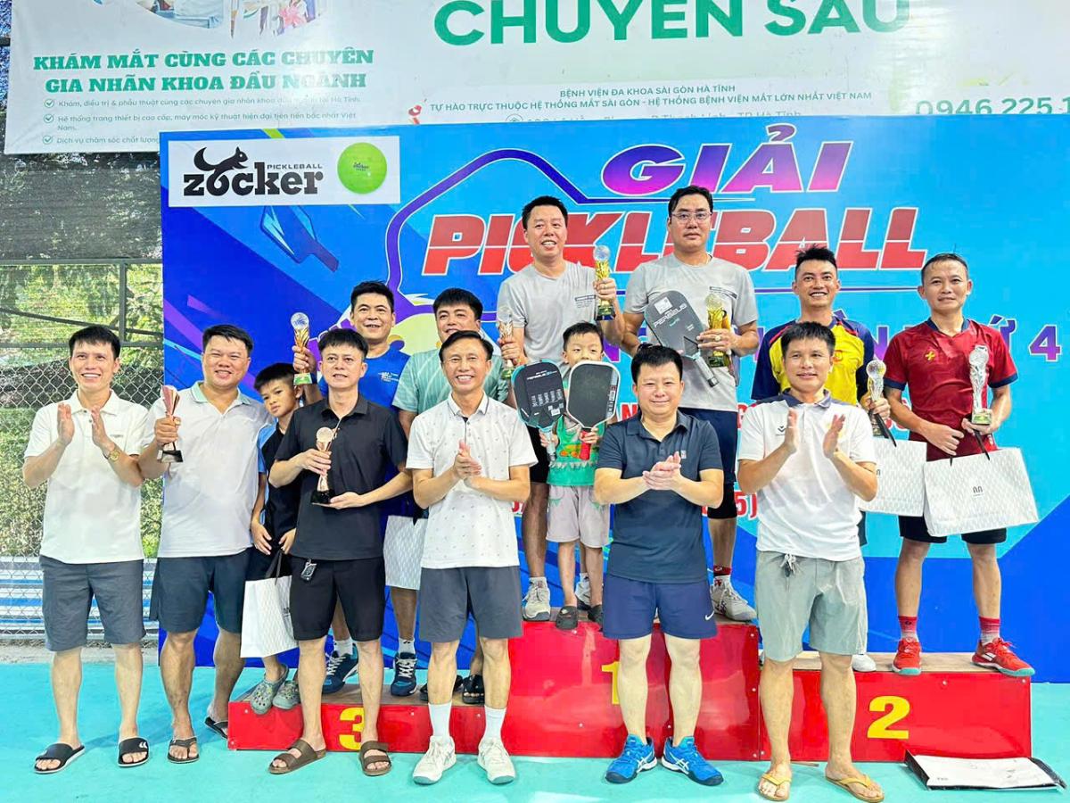 Giải Pickleball Sông Hội Lần 4 chào mừng ngày Cách mạng tháng 8 và kỷ niệm 80 năm Ngày truyền thống Công an nhân dân (19/8/1945 – 19/8/2025