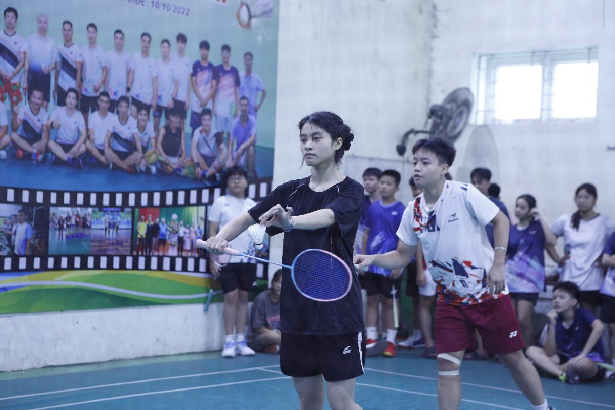 Giải Cầu lông Văn Bình mở rộng