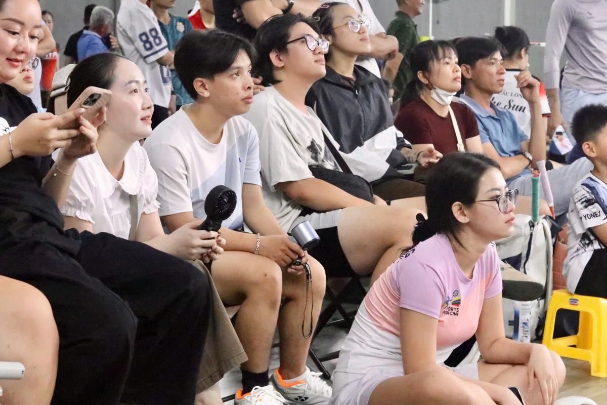 GIAO LƯU CẦU LÔNG ĐẤT MŨI LẦN 1