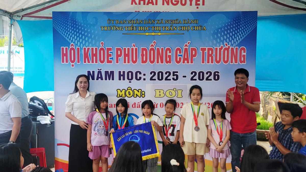 Giải bơi Hội khoẻ Phù Đổng Trường Tiểu học Thị trấn Chợ Chùa lần thứ II - Năm học 2025-2026