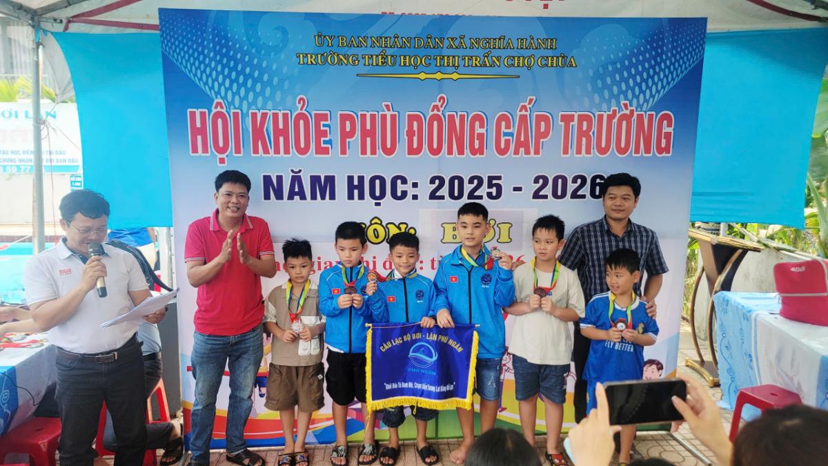 Giải bơi Hội khoẻ Phù Đổng Trường Tiểu học Thị trấn Chợ Chùa lần thứ II - Năm học 2025-2026