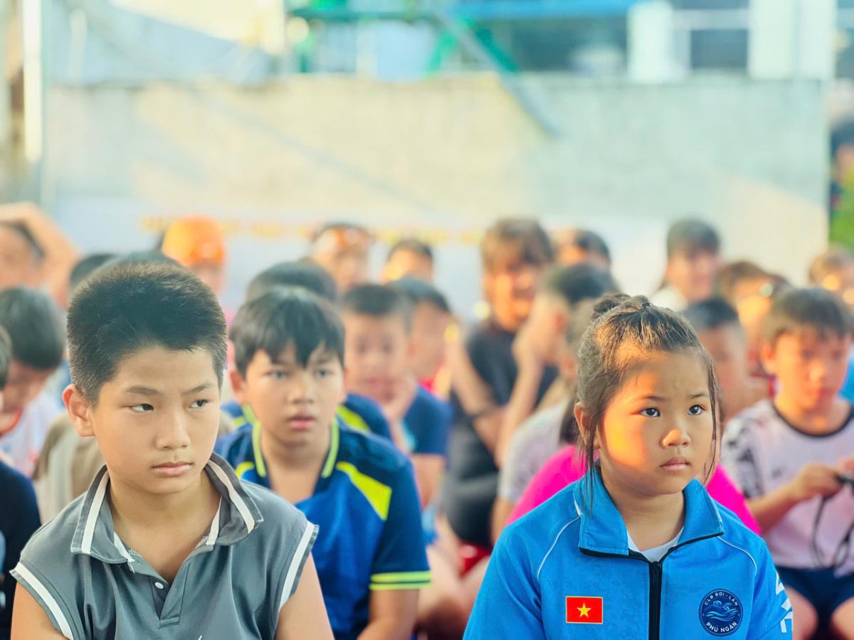 Giải bơi Hội khoẻ Phù Đổng Trường Tiểu học Thị trấn Chợ Chùa lần thứ II - Năm học 2025-2026