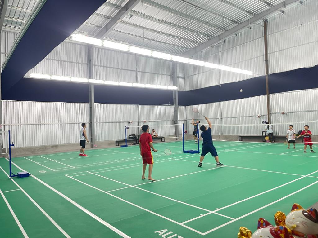 SÂN CẦU LÔNG - PICKLEBALL NHÓM BẠN