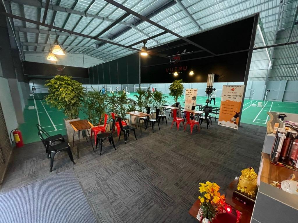 Sân cầu lông Vũ Trụ Badminton