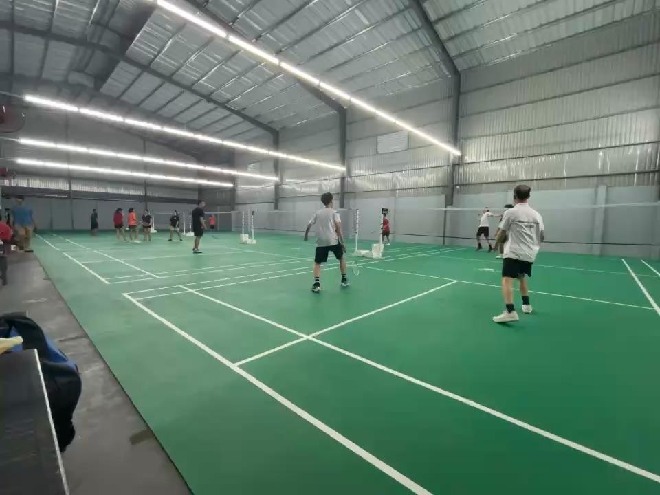 Sân cầu lông Vũ Trụ Badminton