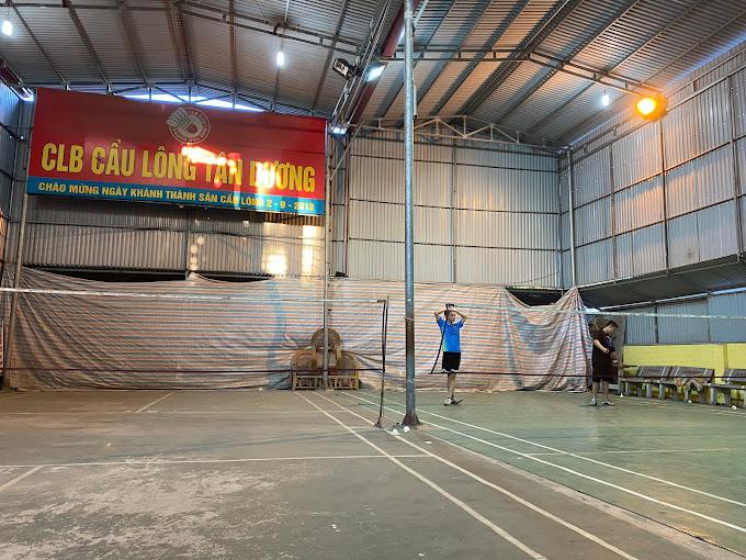Sân Cầu Lông Tân Dương