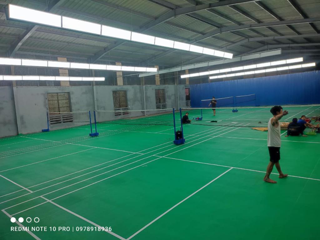 Sân Cầu Lông Hòa Xá