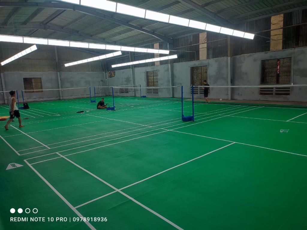 Sân Cầu Lông Hòa Xá