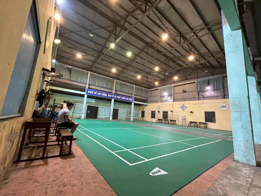 Sân Cầu Lông Nhà Văn Hóa Thiếu Nhi TP Tam Điệp