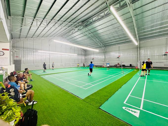 Sân Cầu Lông Hương Giang