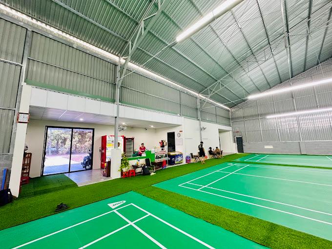 Sân Cầu Lông Hương Giang