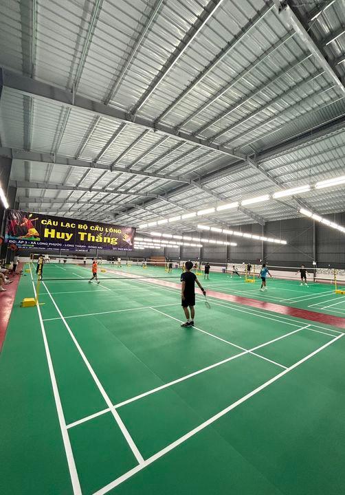 Sân Cầu Lông Huy Thắng