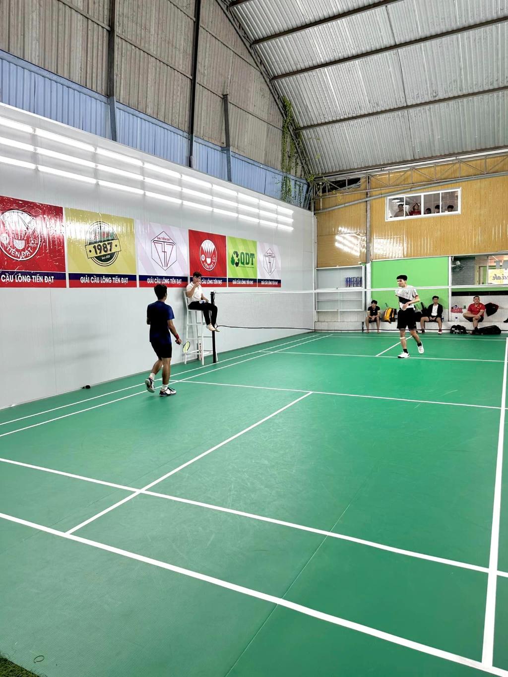 Sân Cầu Lông Tiến Đạt