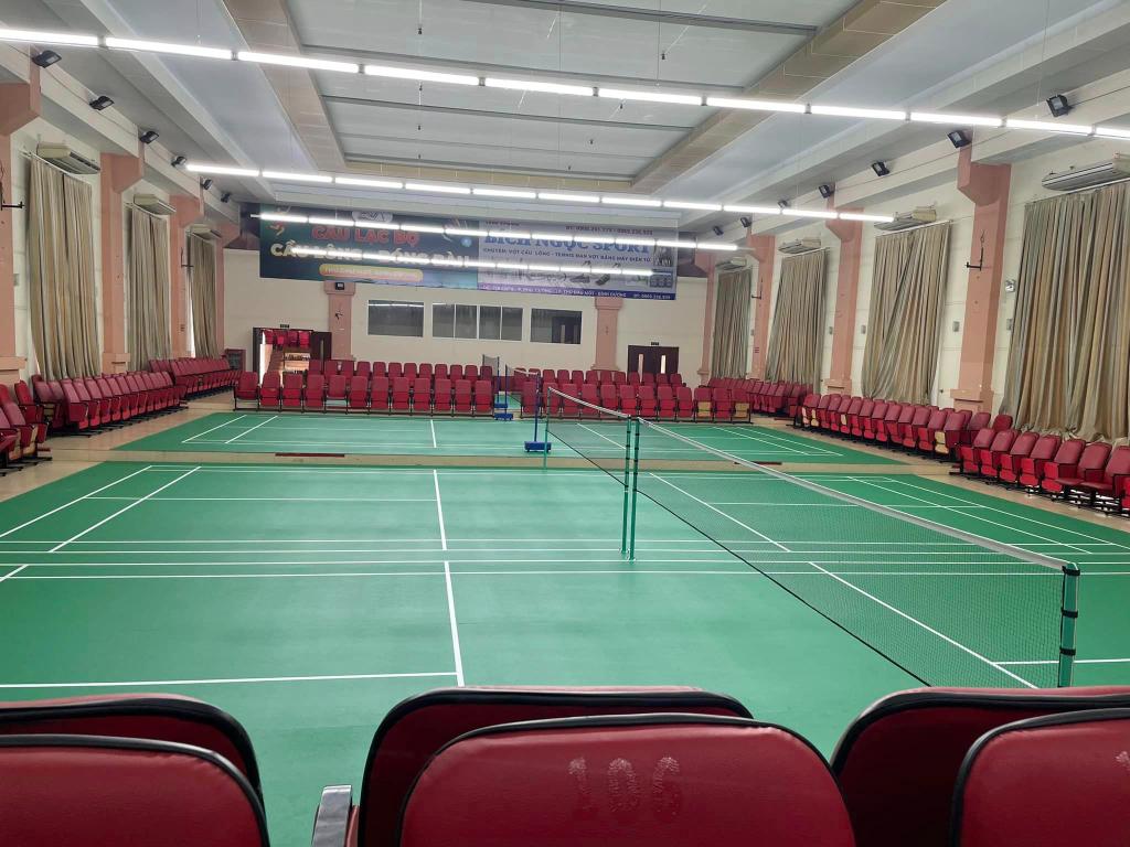 Sân Cầu Lông TTVH TTTT TP Thủ Dầu Một