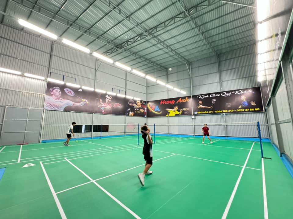 Sân Cầu Lông Hưng Anh